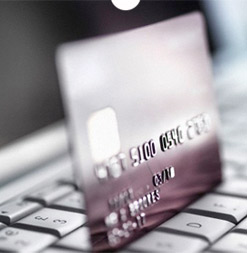 El cliente efect&uacute;a el pago